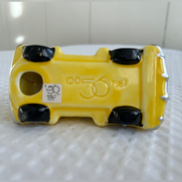 Department 56 “Yellow Taxi Cab” - Picture 3 of 3